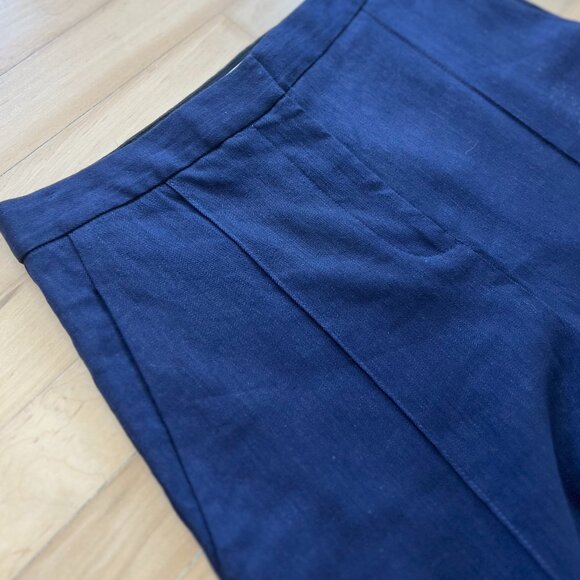 DIANE VON FURSTENBERG navy blue pleat front pants / Size 4 - Picture 2 of 7